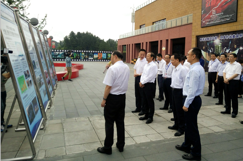 市委書記馬波率隊(duì)到川威連界區(qū)域現(xiàn)場調(diào)研(圖2)