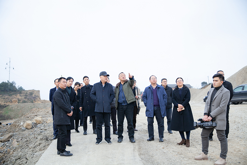 省市場監(jiān)管局領(lǐng)導(dǎo)一行蒞臨川威集團考察調(diào)研(圖4)