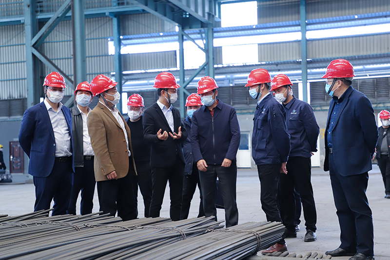 四川省人社廳領導蒞臨川威集團連界基地調(diào)研(圖5)