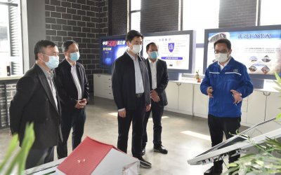 四川省委常委、宣傳部部長甘霖蒞臨川威集團連界基地調(diào)研