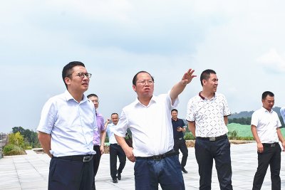 山東高速四川產業(yè)公司到川威考察交流