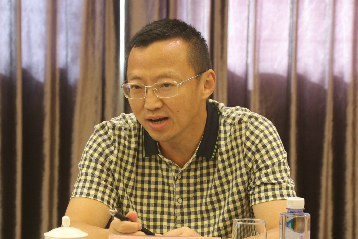 內(nèi)江投控集團(tuán)總經(jīng)理張軼到訪川威考察調(diào)研(圖3) 內(nèi)江投控集團(tuán)總經(jīng)理張軼到訪川威考察調(diào)研(圖3)