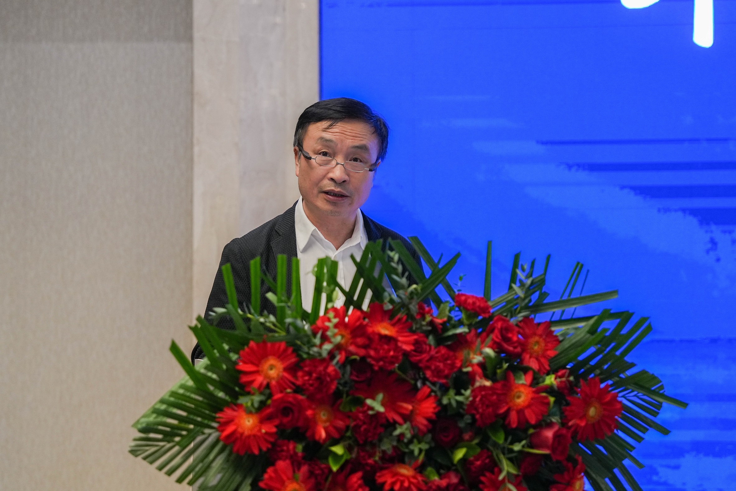 第八屆陜晉川甘鋼企高峰論壇理事長(zhǎng)會(huì)議在西昌順利召開(kāi)(圖5)