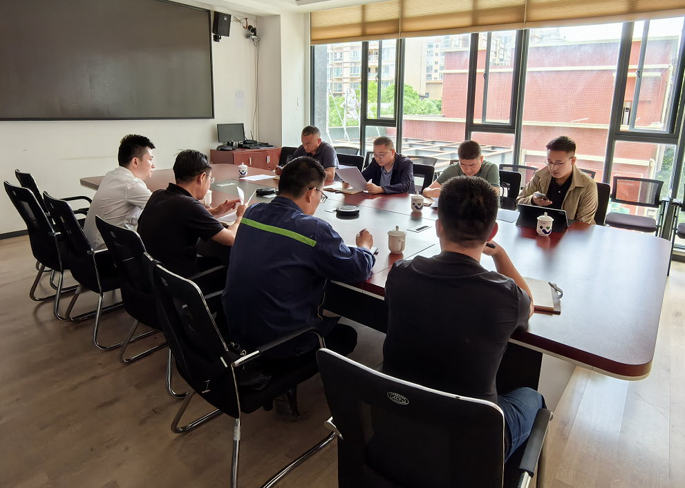 會理市委副書記、市長徐陽到礦業(yè)總公司財通公司調(diào)研